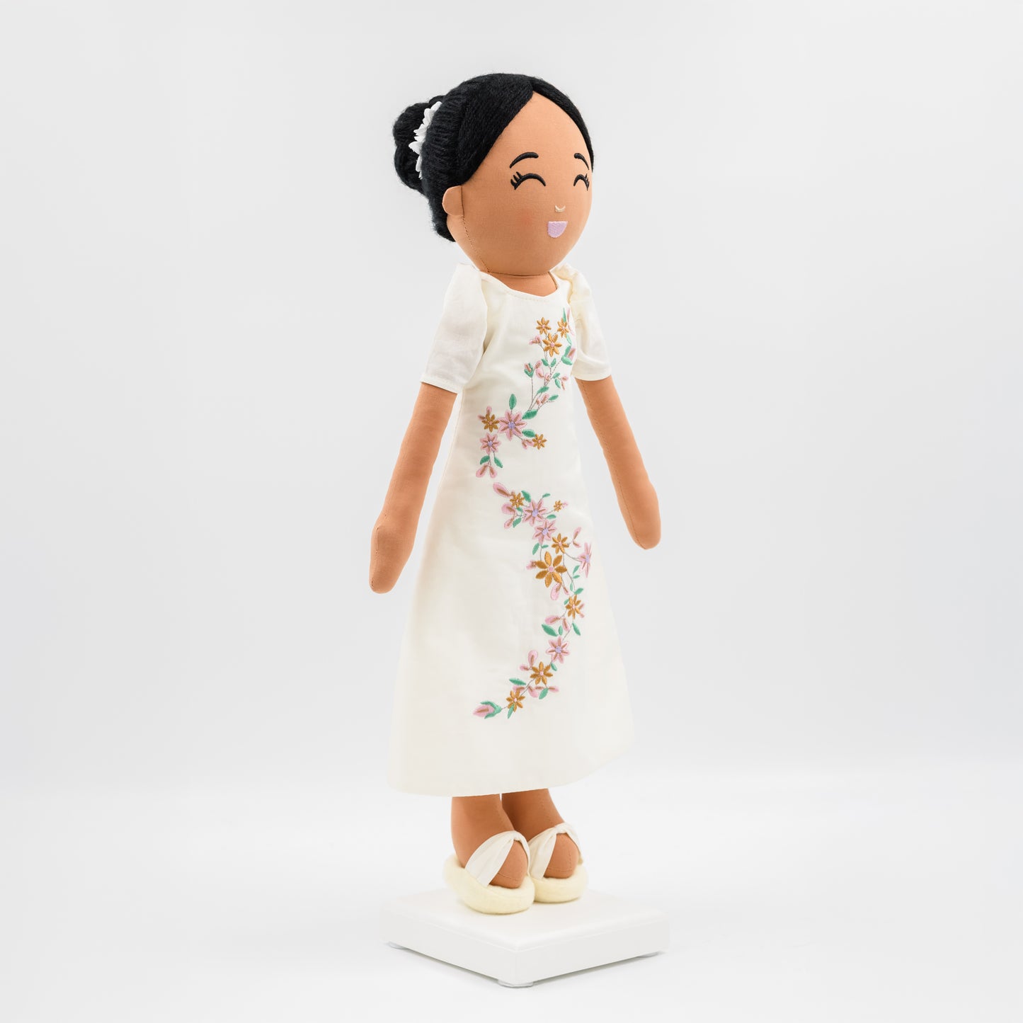 Filipina 'Malaya' Cultural Doll