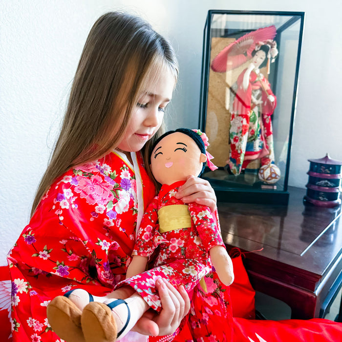 Japanese ‘Aiko’ Cultural Mini Doll
